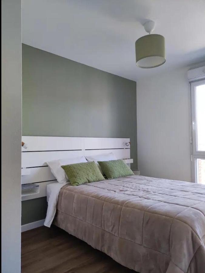 2 Appartements Au Centre D'Evry Proches De Paris Courcouronnes Exterior photo